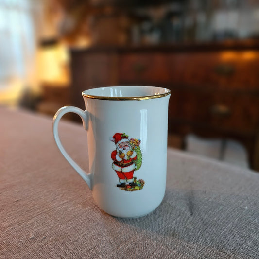 Vintage Christmas Tea Mug