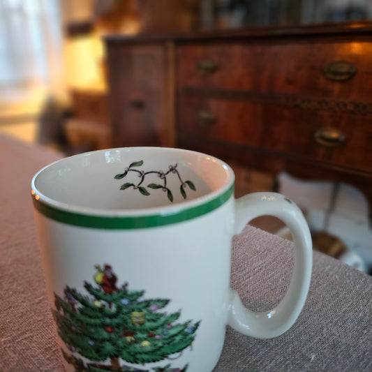 Vintage Christmas Tree Tea Mug